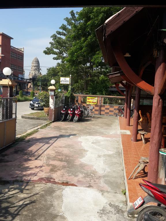 Baan Kong Homestay Ayutthaya Extérieur photo